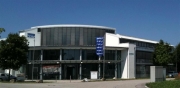 Neues Firmengebäude Luxion Vertriebsbüro Süd in Forstinning